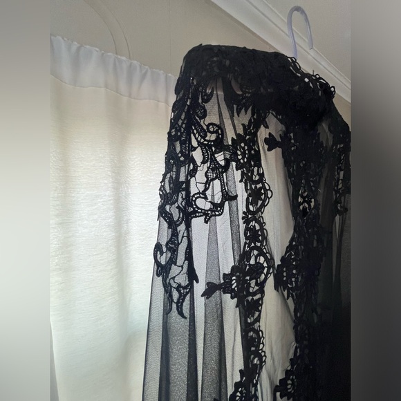 Evening /Wedding Dress with Vail, black - Picture 10 of 12